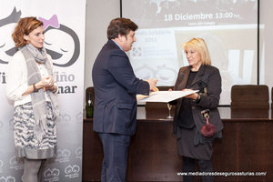 Brindis solidario Colegio de Mediadores de seguros de Asturias 2015