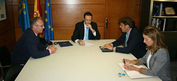 Encuentro entre el Colegio y la Consejería de Presidencia del Principado de Asturias
