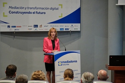 La consejera de Hacienda inaugura las Jornadas del Seguro en Asturias 2022