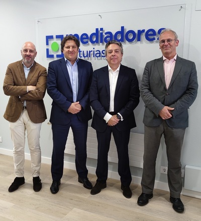 Mediadores Asturias y Lagun Aro renuevan su colaboración para apoyar el desarrollo de la Mediación en el Principado