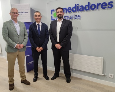 Mediadores Asturias y Surne estrechan lazos para impulsar la mediación profesional en el Principado